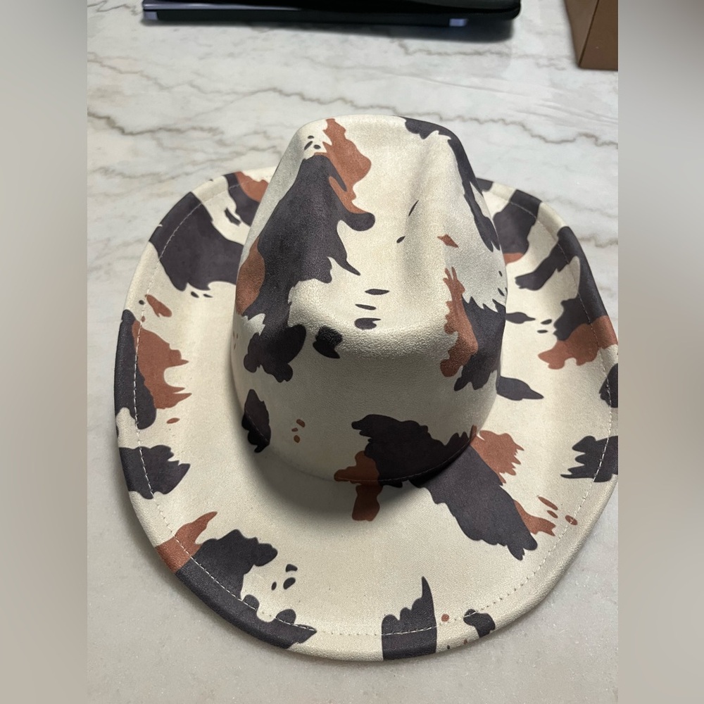 Pack of 3 Cowboy Hat 2 hat with Camouflage pattern and 1‎ plain